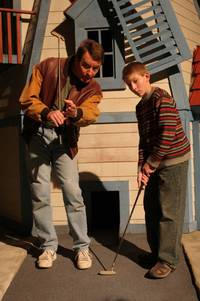 Кадр Малкольм в центре внимания