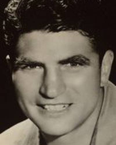 Лу Нова фото