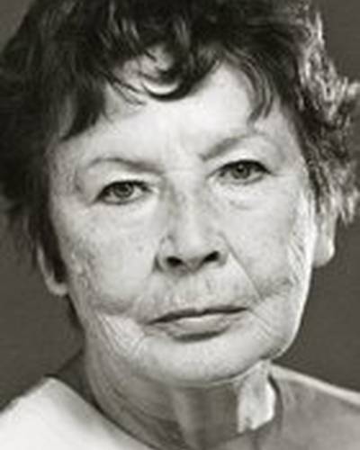 Éva Olsavszky фото