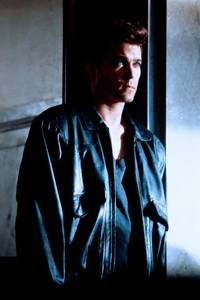 Кадр Незаконное вторжение