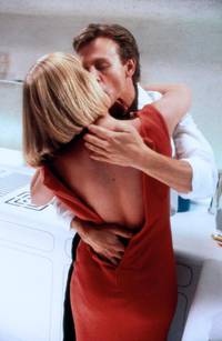 Кадр Вишня 2000