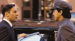 Кадр из фильма "Смокинг" - 2