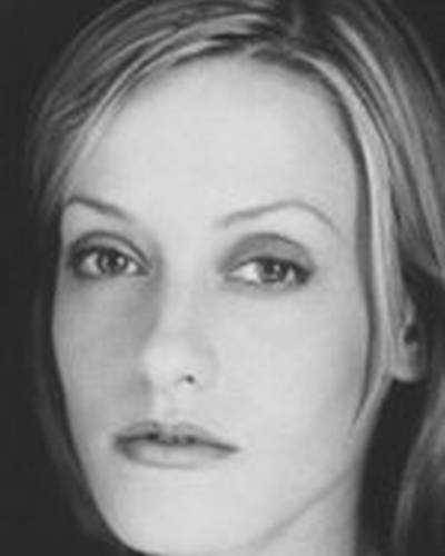 Лаура Е. Вуд фото