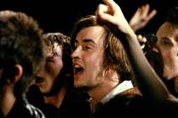 Кадр Круглосуточные тусовщики