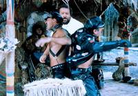 Кадр Кто находит друга, найдет и сокровище