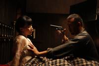 Кадр Пусть летят пули