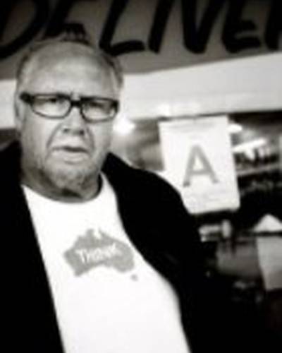 Роуэн Вудс фото