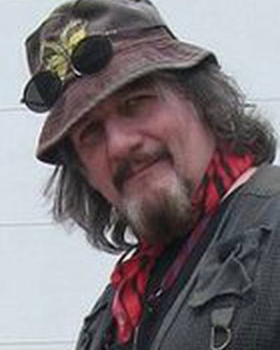 Nick Bougas фото