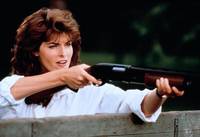 Кадр Птичка на проводе