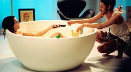 Кадр из фильма "Пластиковый город" - 1