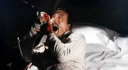 Кадр из фильма "Восковая маска" - 1