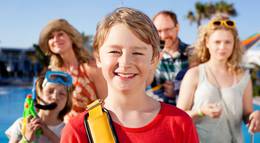 Кадр из фильма "Всё включено. Каникулы в Греции" - 1