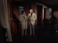 Кадр Коломбо: Убийство по книге