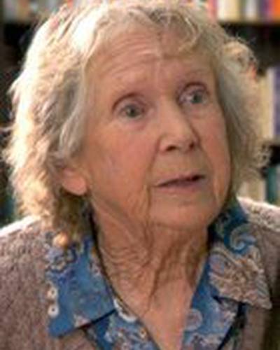 Джоан Линдер фото