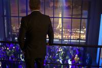 Кадр 3 дня на убийство