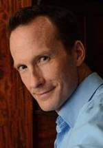 Йен Лайонс фото