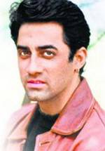 Файзал Кхан фото