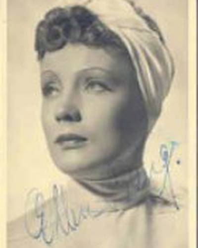 Эллен Банг фото