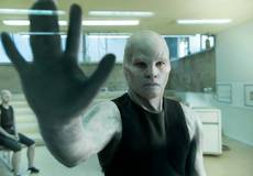 Неузнаваемый Сэм Уортингтон в сай-фай триллере «Титан»