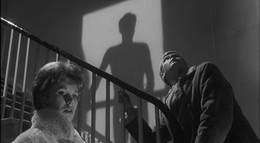 Кадр из фильма "Слуга" - 1