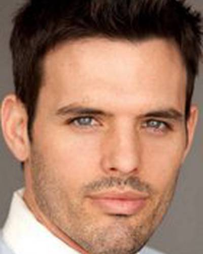 Крис Сантос фото