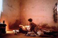 Кадр Под покровом небес