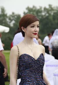 Кадр Туз в рукаве