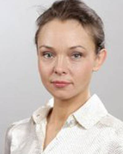 Elina Reinold фото