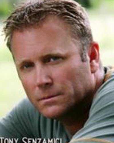 Тони Сензамици фото
