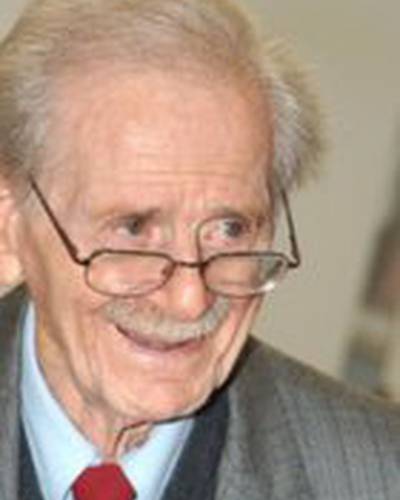 Норман Коруин фото