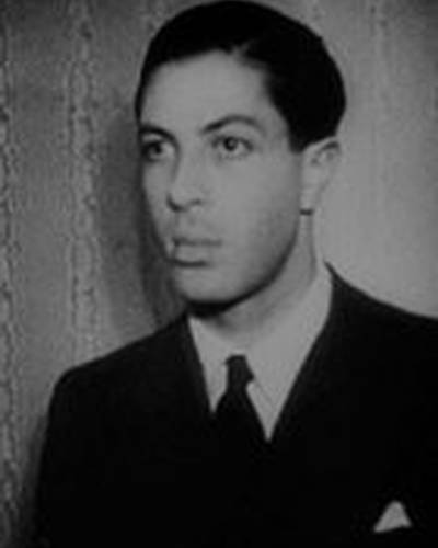 Джулиан Уэст фото