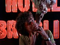 Кадр Существо в корзине