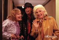 Кадр Божественные тайны сестричек Я-Я