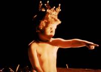 Кадр Дитя Макона