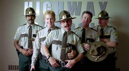 Кадр из фильма "Суперполицейские" - 2