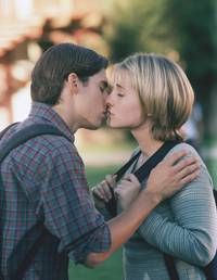 Кадр Противоположный пол