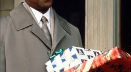 Кадр из фильма "Жена священника" - 2