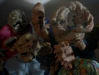 Кадр Существо в корзине 2