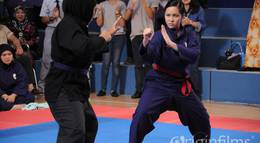 Кадр из фильма "Ясмин" - 1