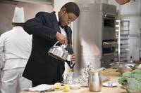 Кадр Дворецкий