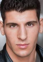 Роберт Е. Торрес фото