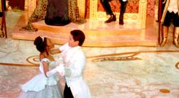 Кадр из фильма "Золушка" - 2