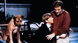 Кадр из фильма "Клиффорд" - 1