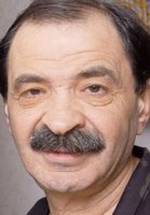 Илья Олейников фото