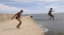 Кадр из фильма "Сахар" - 1