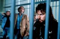 Кадр За пределами закона