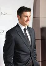 Крис Хэйес фото