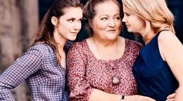 Кадр из фильма "Омамамия" - 1