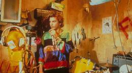 Кадр из фильма "Собаки в космосе" - 1