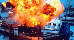 Кадр из фильма "Взять живым или мертвым" - 2